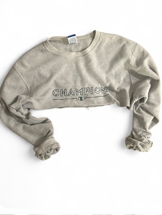 Champion Tops - Champion Vintage Grey Micro Cropped Crewneck Sweatshirt Streetwear Y2K Large